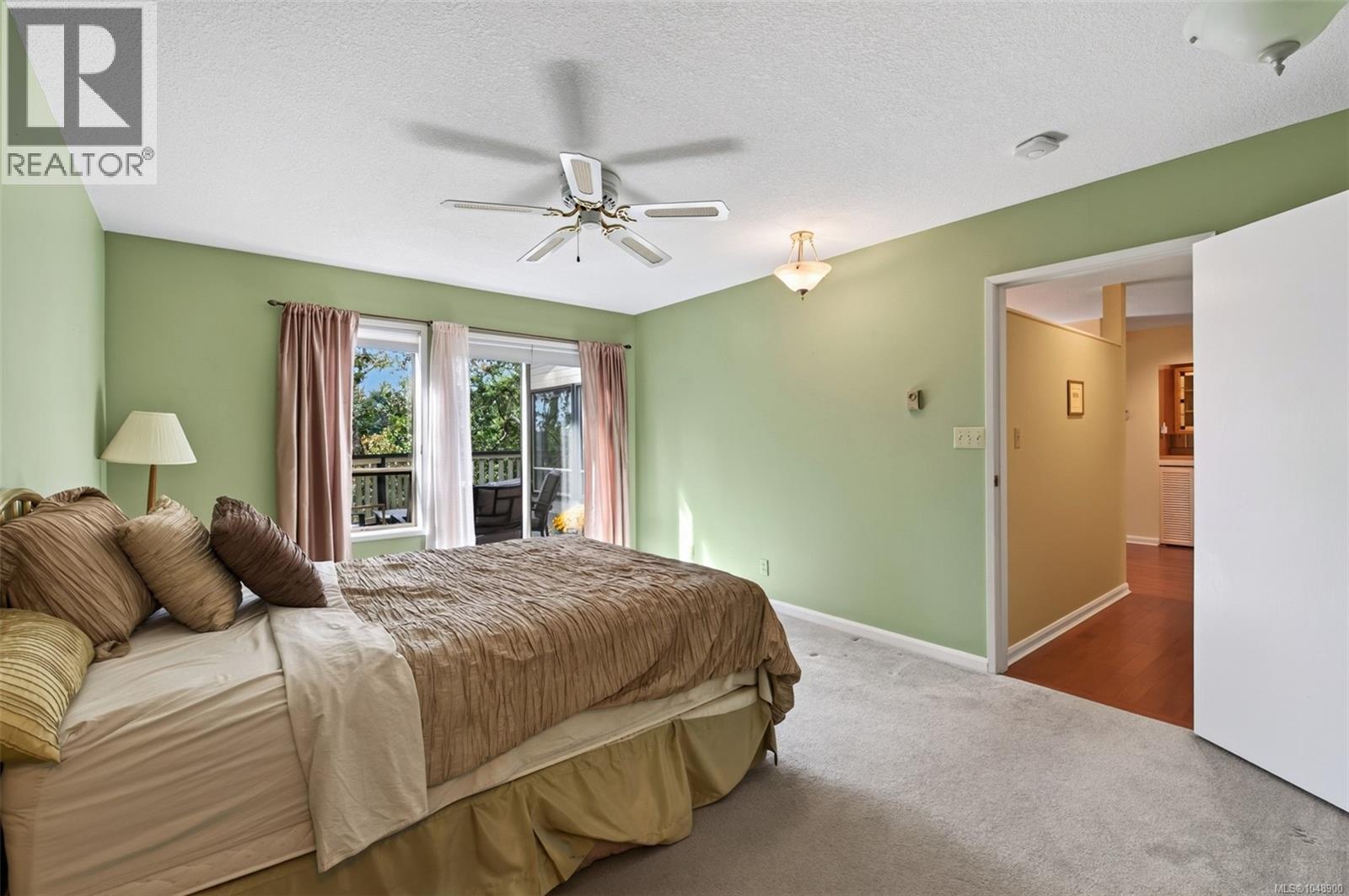 #6 909 Carolwood Dr - 33