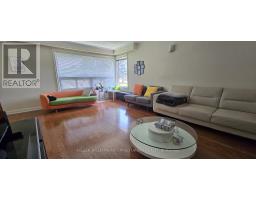 Main - 49 Halkin Crescent, Toronto, ON M4A1M8 Photo 9
