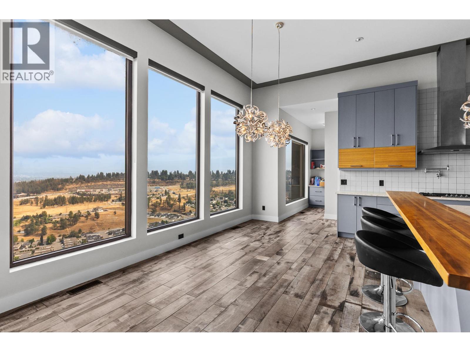  1851 Diamond View Drive, West Kelowna