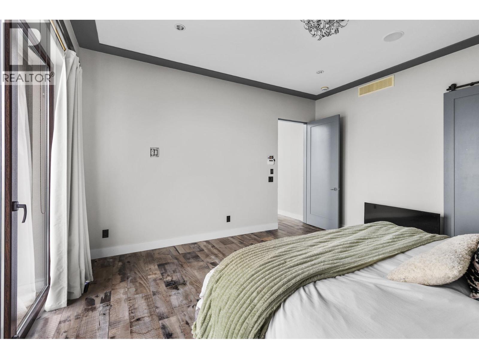  1851 Diamond View Drive, West Kelowna