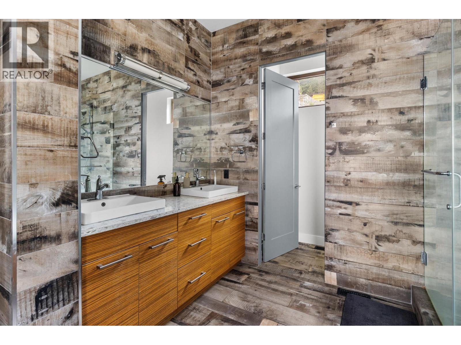  1851 Diamond View Drive, West Kelowna