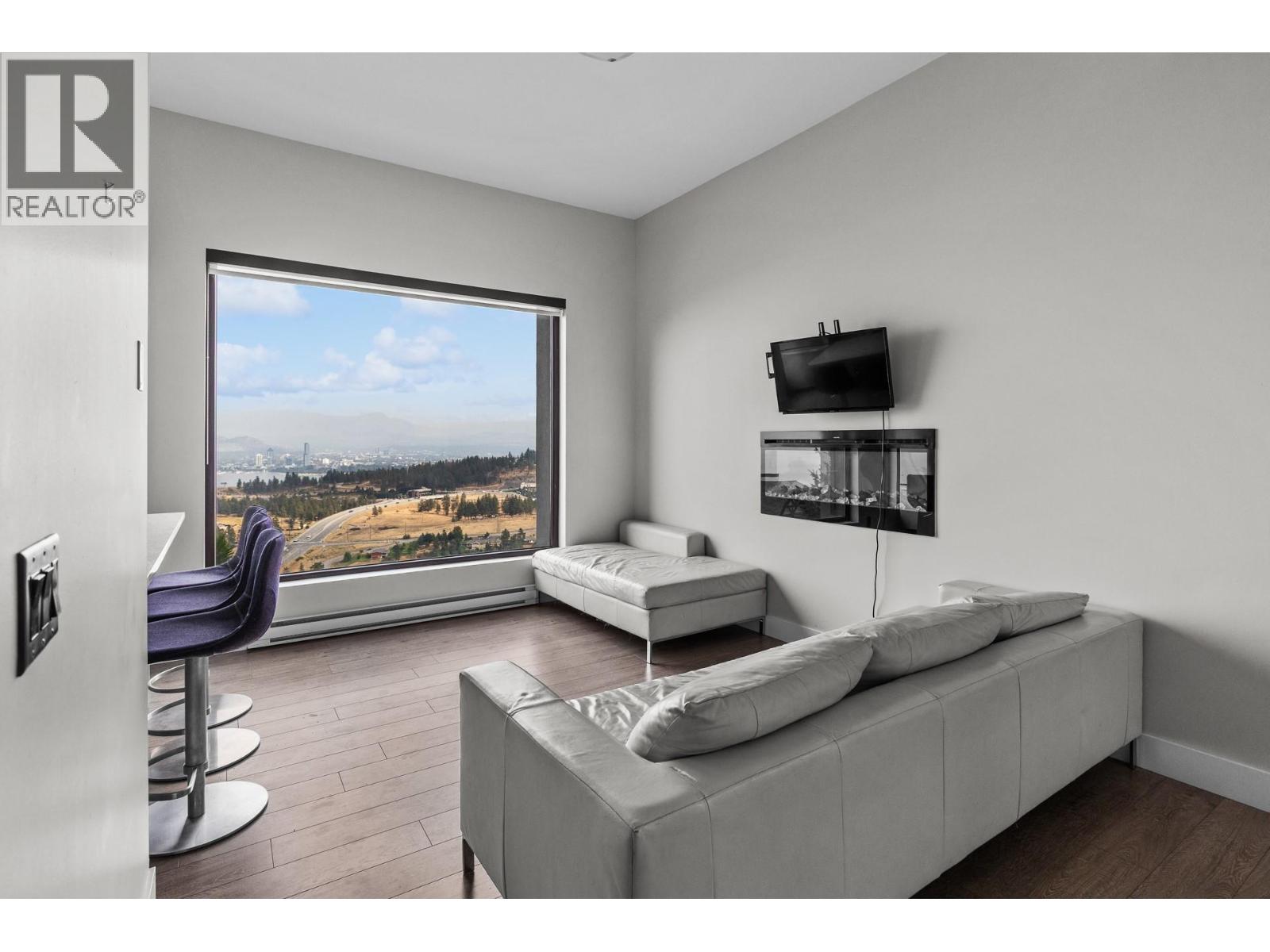  1851 Diamond View Drive, West Kelowna