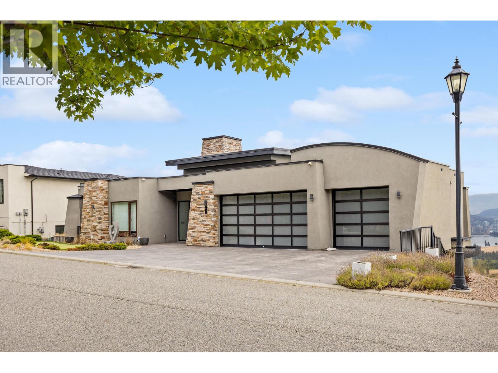  1851 Diamond View Drive, West Kelowna