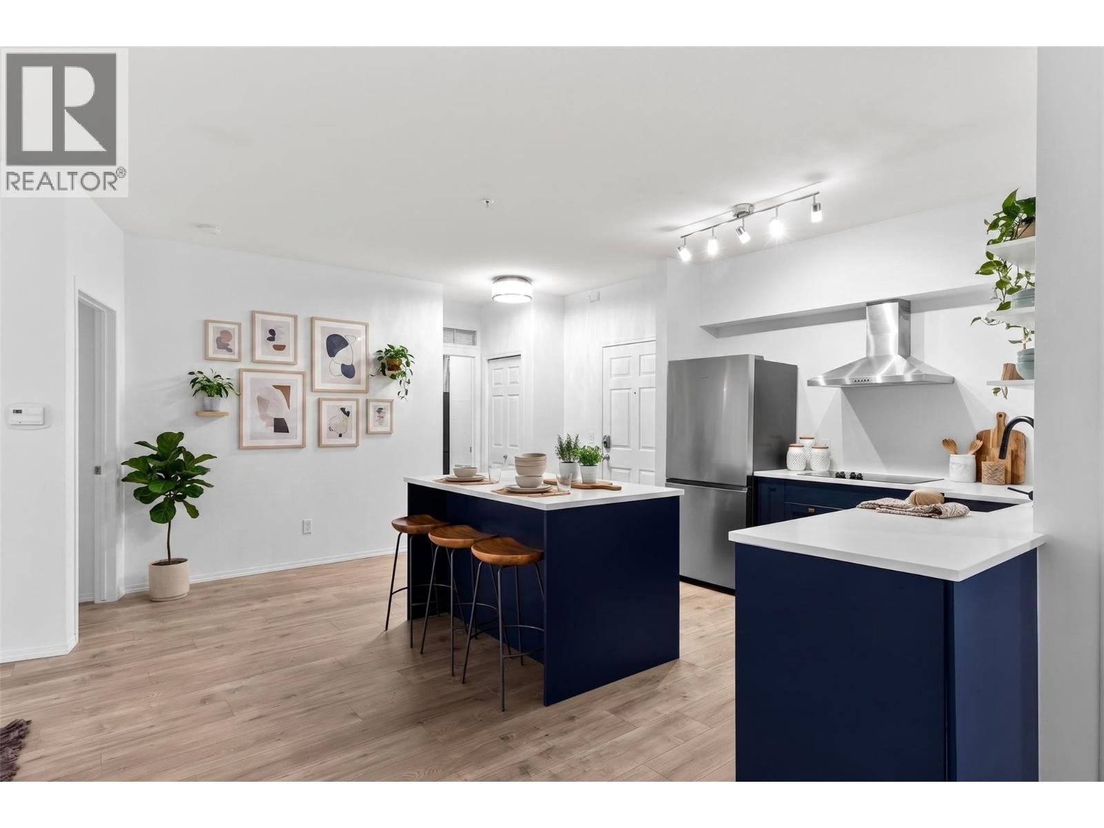 1204 1875 Country Club Drive, Kelowna
