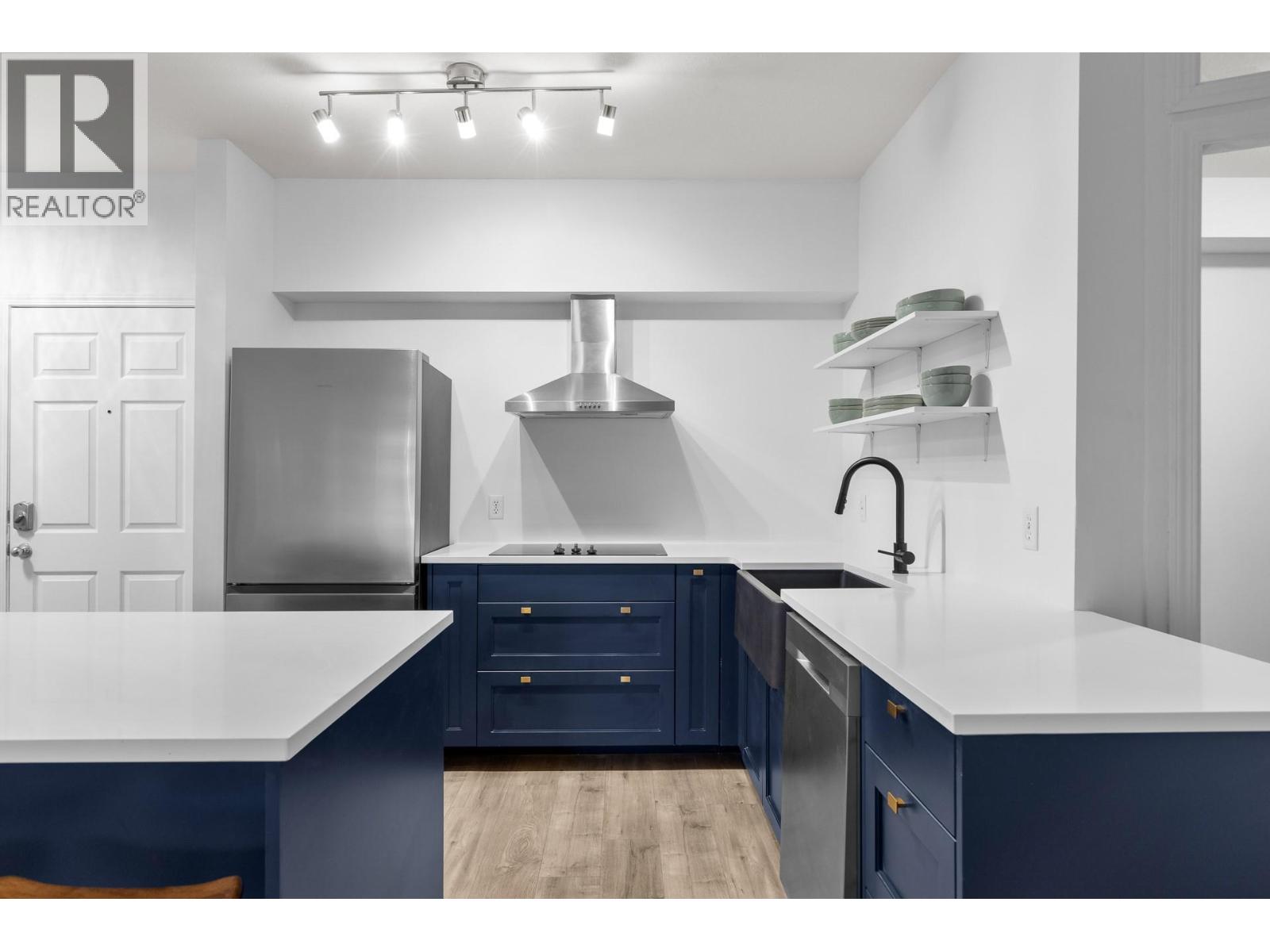 1204 1875 Country Club Drive, Kelowna