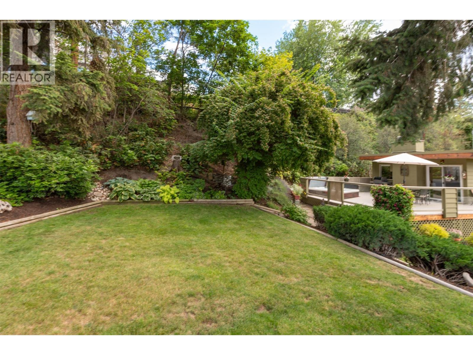 391 Braeloch Road, Kelowna