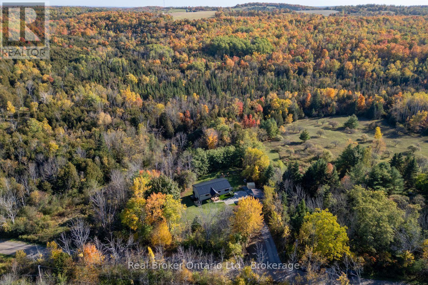 250 SILVER HEIGHTS DRIVE - 2