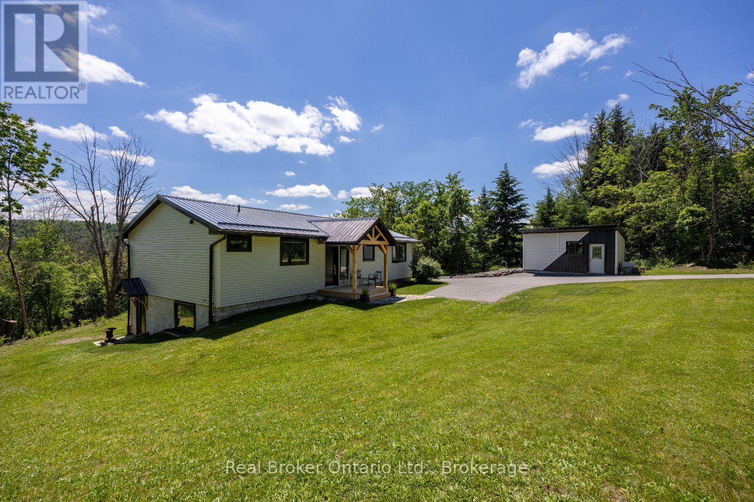 250 SILVER HEIGHTS DRIVE - Image 38