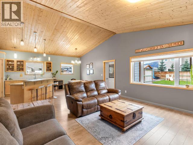 63 ELDORADO DRIVE - 24