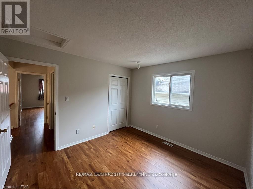 61 - 145 NORTH CENTRE ROAD, London North (North B) — photo 6