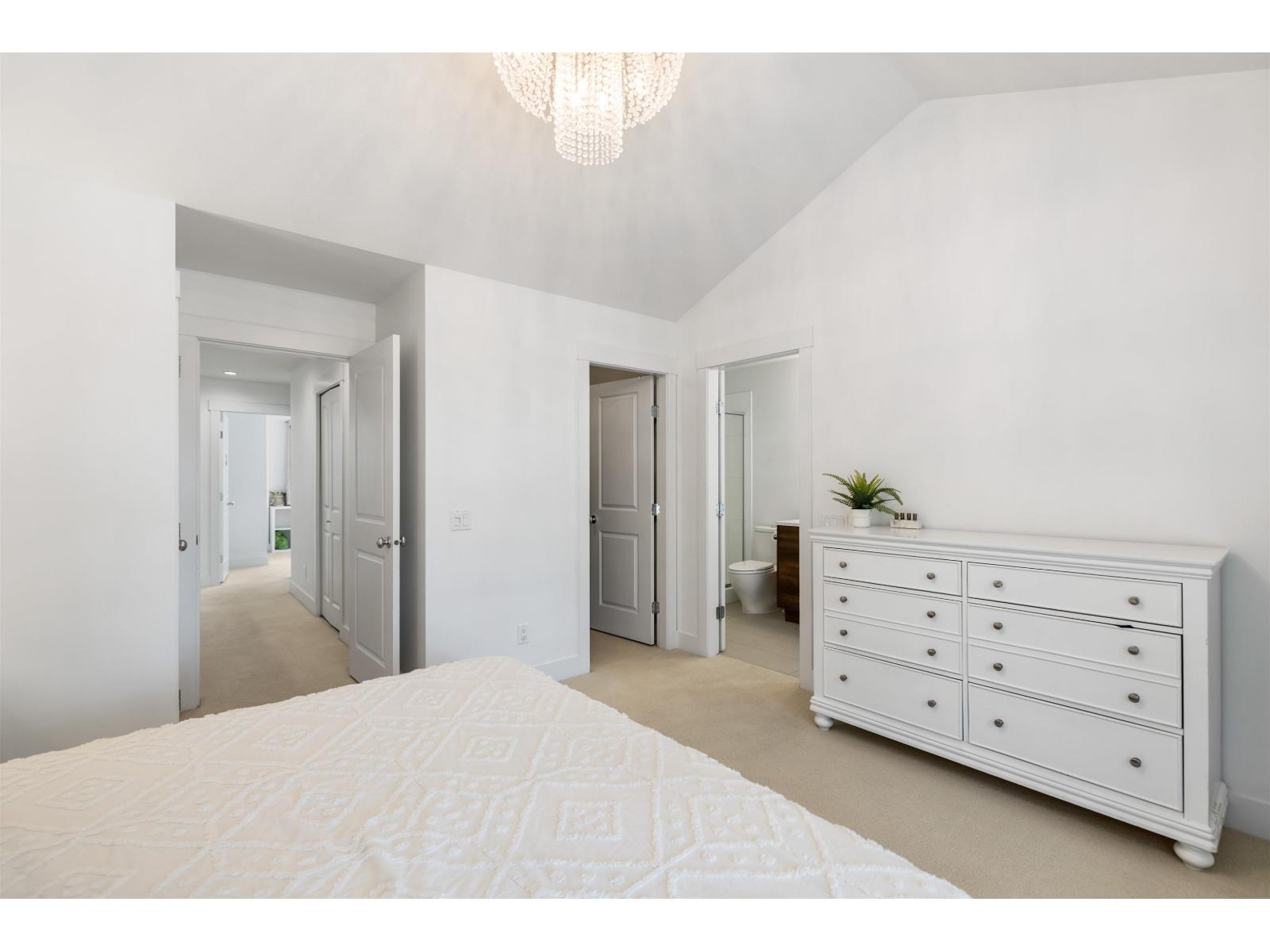 15337 34 AVENUE, Surrey