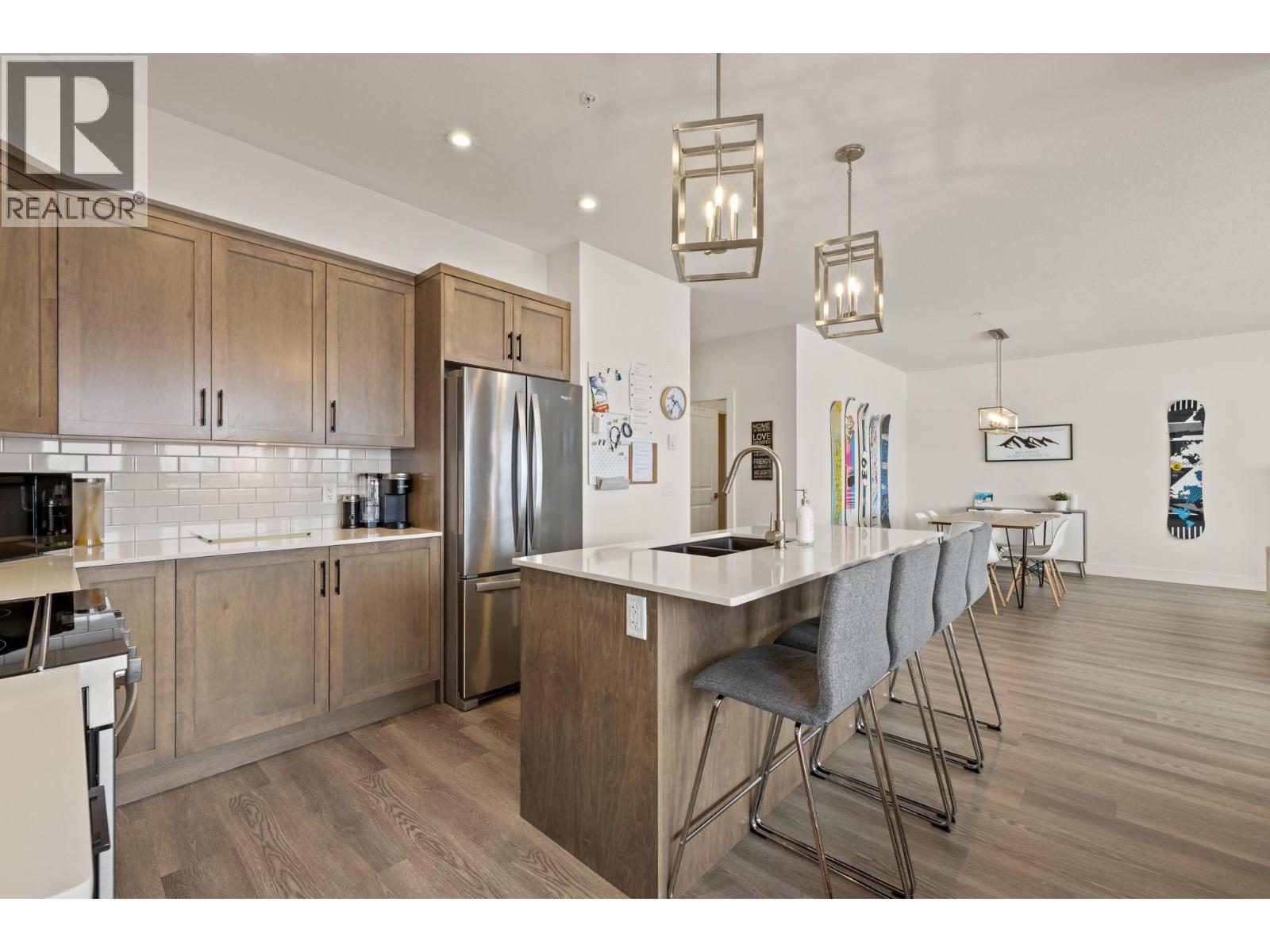 1B 5075 Snowbird Way, Big White