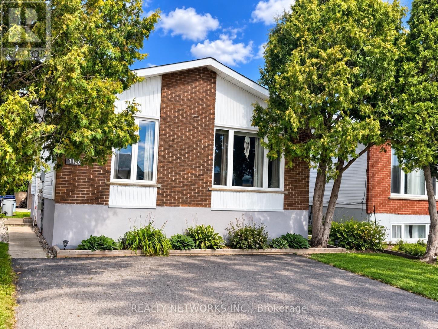 1126 GATINEAU BOULEVARD - 1