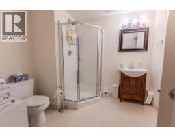 1542 Golf Ridge Drive, Kamloops, BC V2H0A5 Photo 35