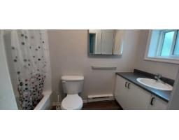 49 Rue Montpetit, Gatineau, QC J8Y4Z7 Photo 9