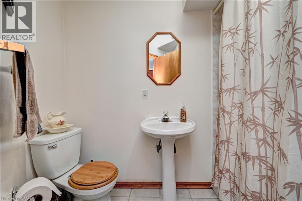 447 HIDDEN CREEK Drive - Image 34