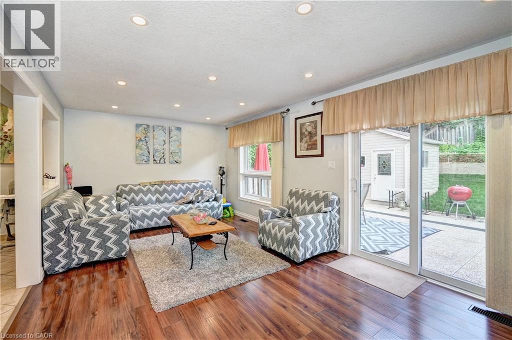 447 HIDDEN CREEK Drive - 13