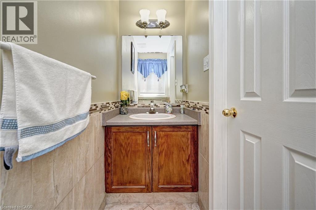 447 HIDDEN CREEK Drive - 15