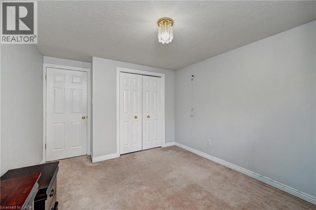 447 HIDDEN CREEK Drive - Image 27