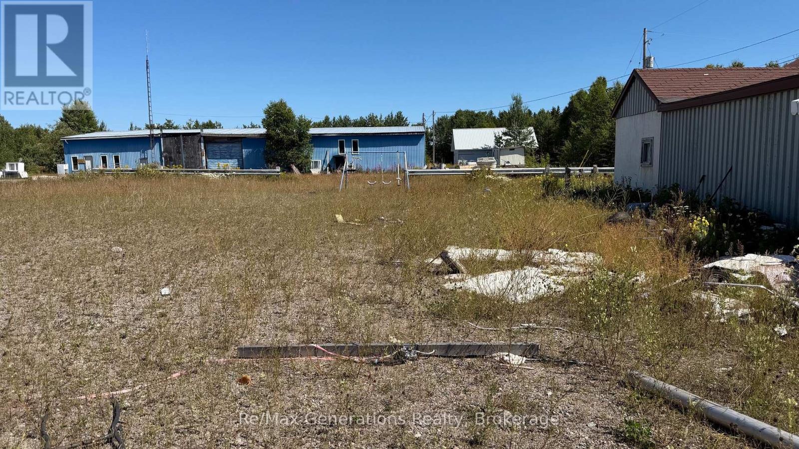 14 SOUTH CAMP ROAD N, Terrace Bay — photo 2