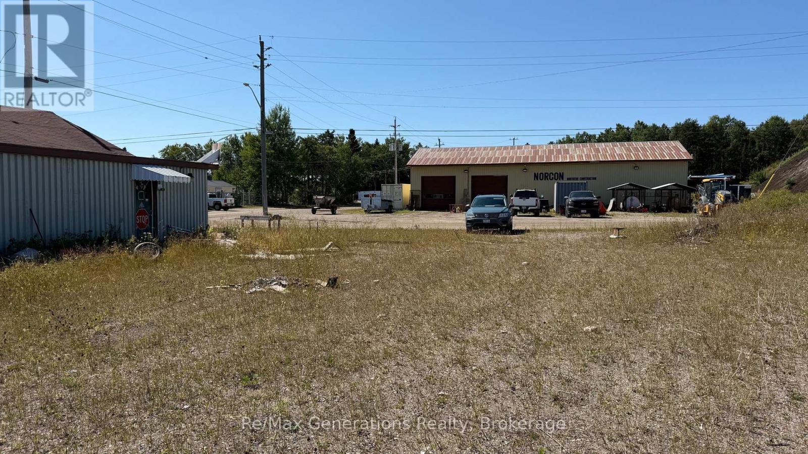 14 SOUTH CAMP ROAD N, Terrace Bay — photo 3