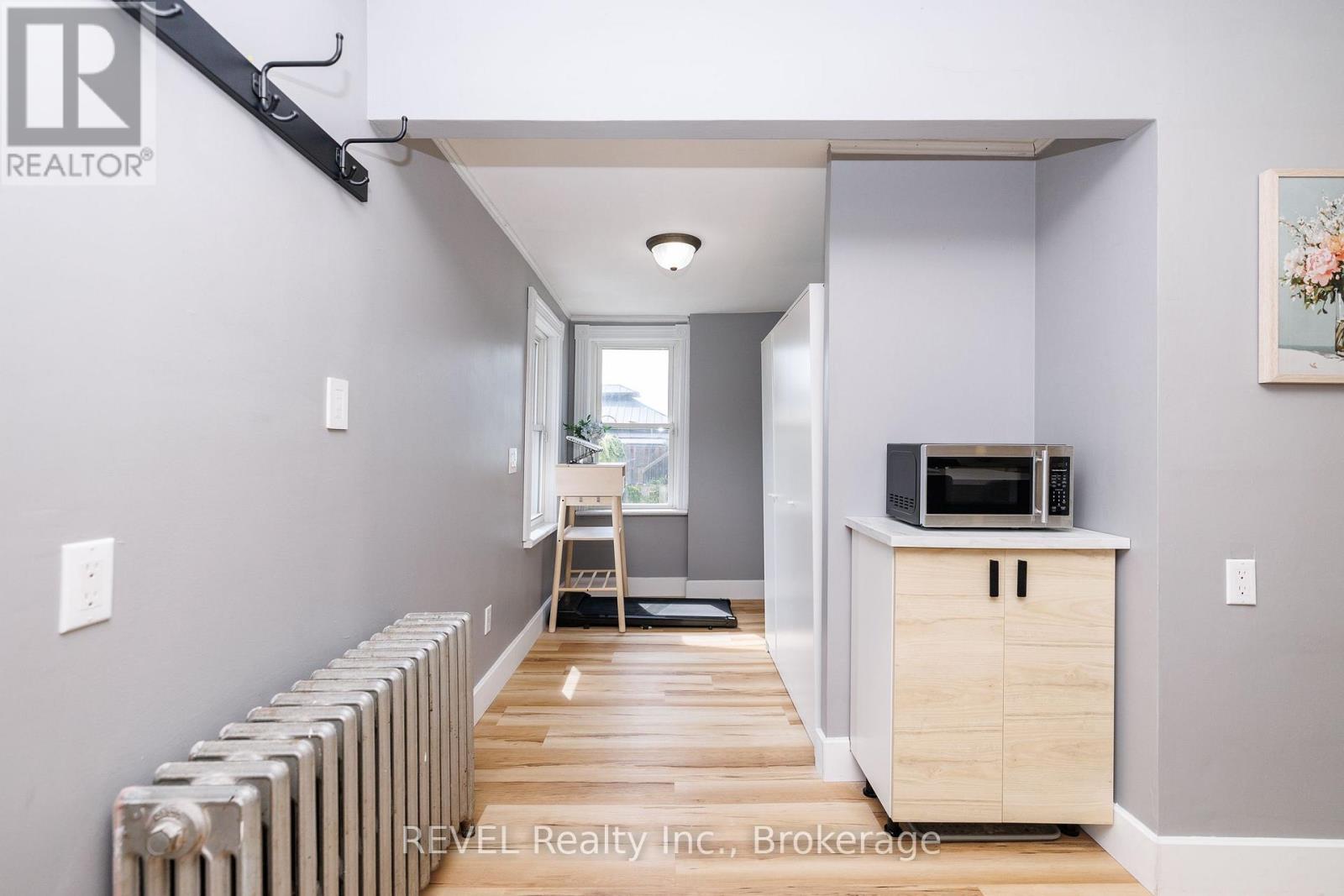 14 BATTLE STREET - 18