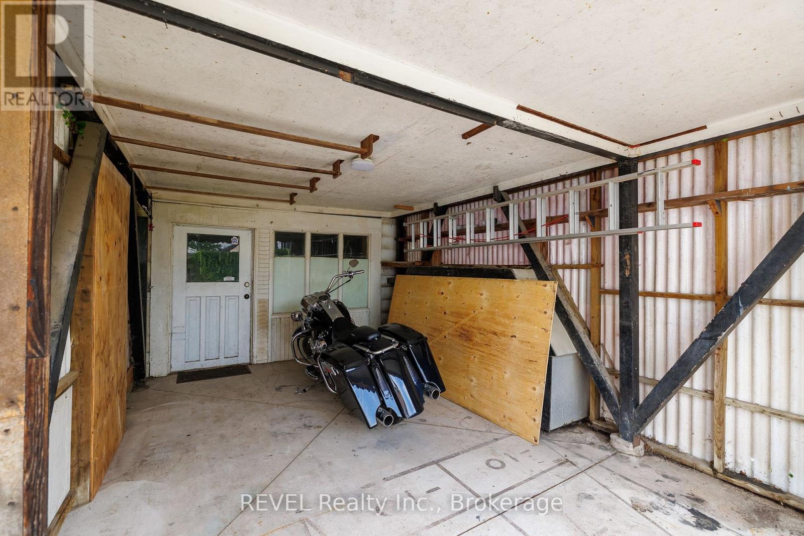 14 BATTLE STREET - 40
