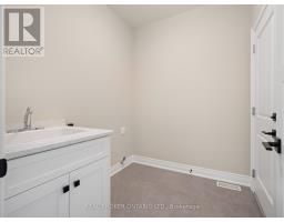 Bedroom 3 - 26 Austin Drive, Welland, ON L3C0J8 Photo 8