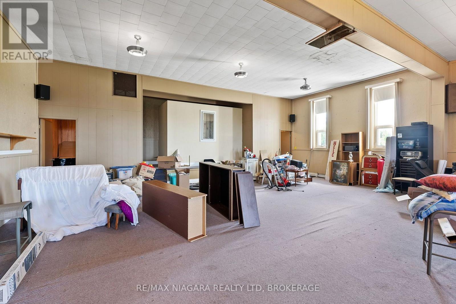 319 Davis Street — photo 13