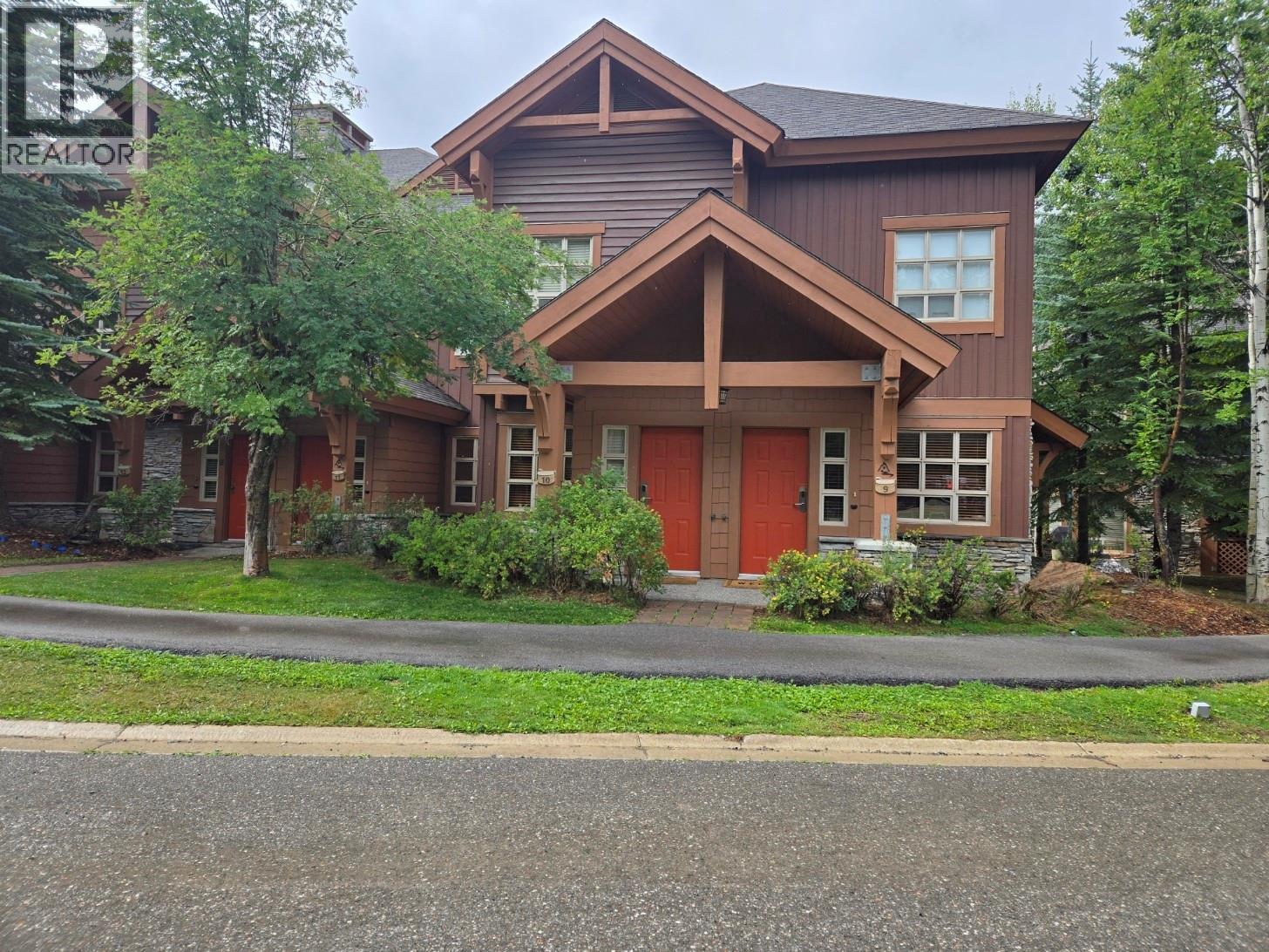 #10 2002 Panorama Drive - 1