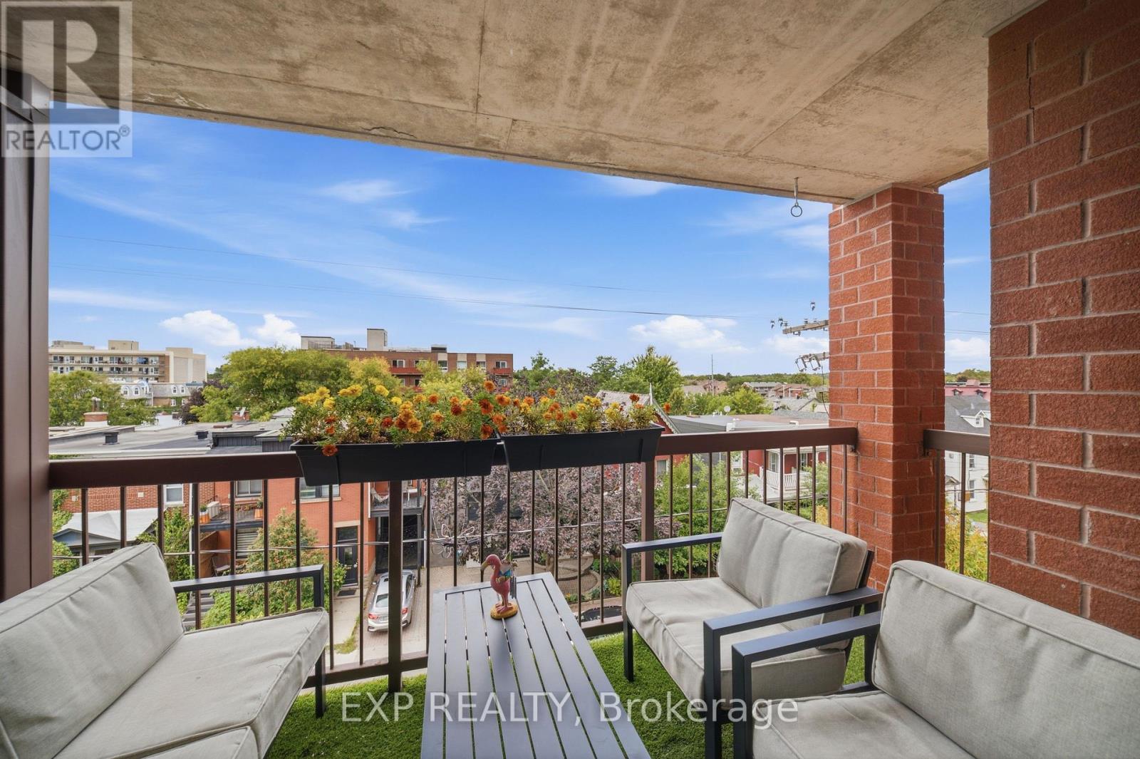 #401 222 GUIGUES AVENUE - 13