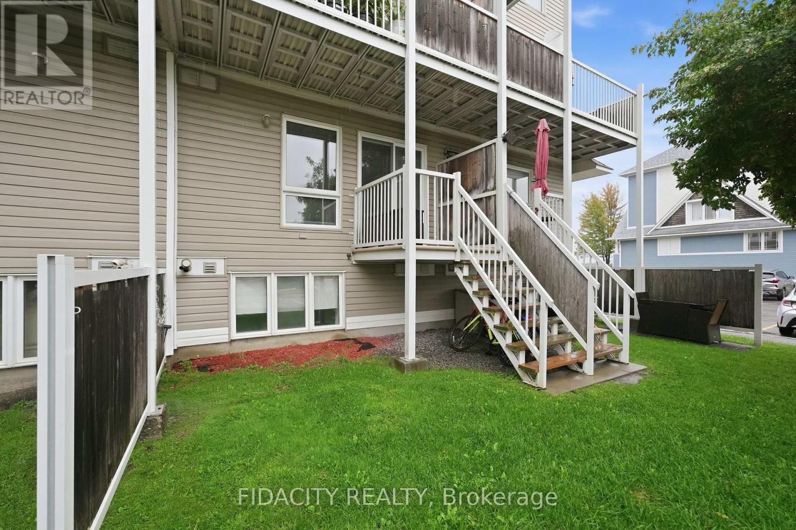 2 Bed, 3 Bath House for Sale in Ottawa – 55 – 324 CROWNRIDGE DRIVE, Ottawa – MLS# X13768194 - Image 25