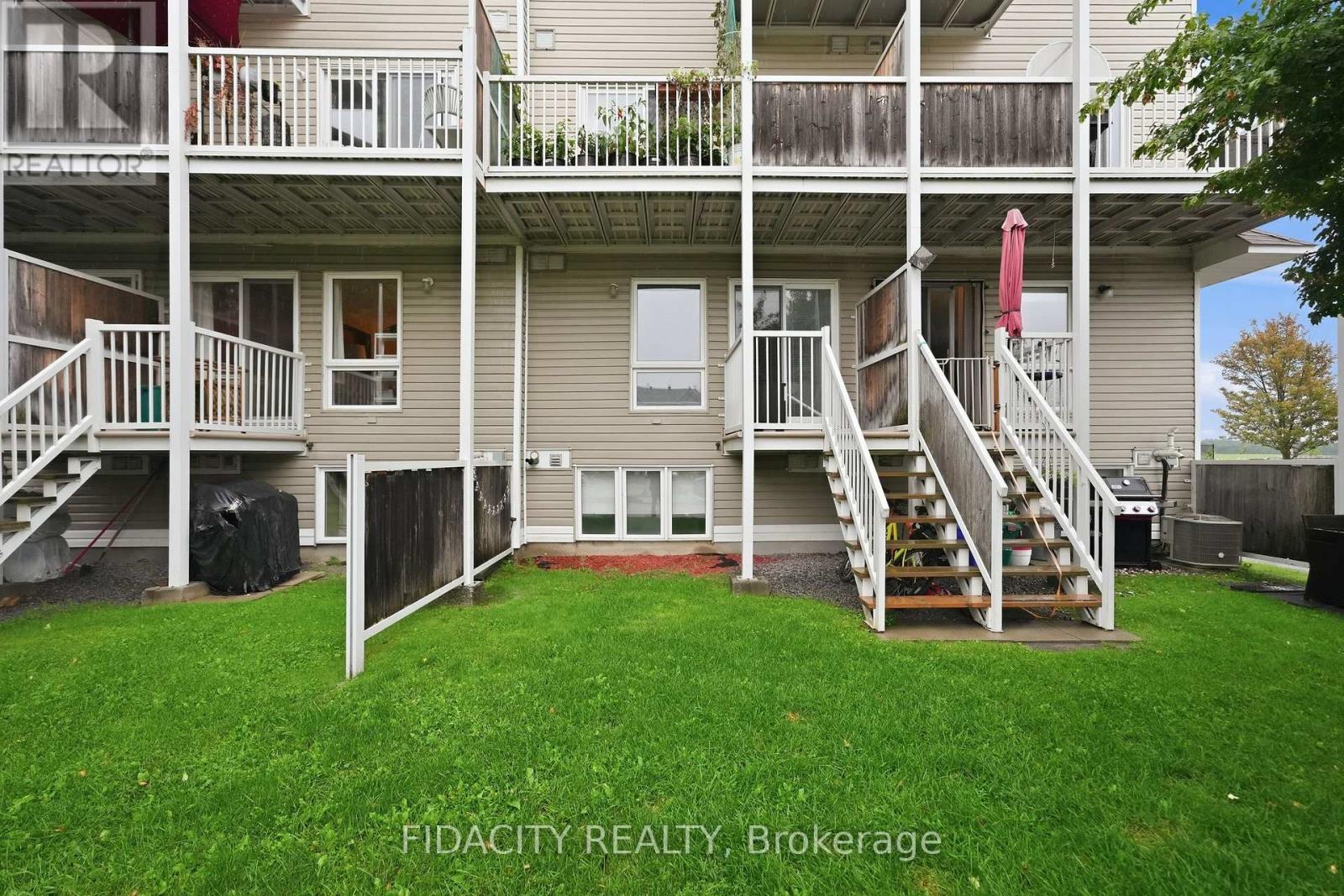 2 Bed, 3 Bath House for Sale in Ottawa – 55 – 324 CROWNRIDGE DRIVE, Ottawa – MLS# X13768194 - Image 26