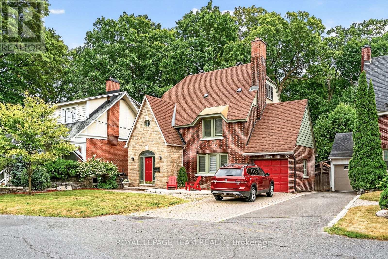 170 ACACIA AVENUE - 1
