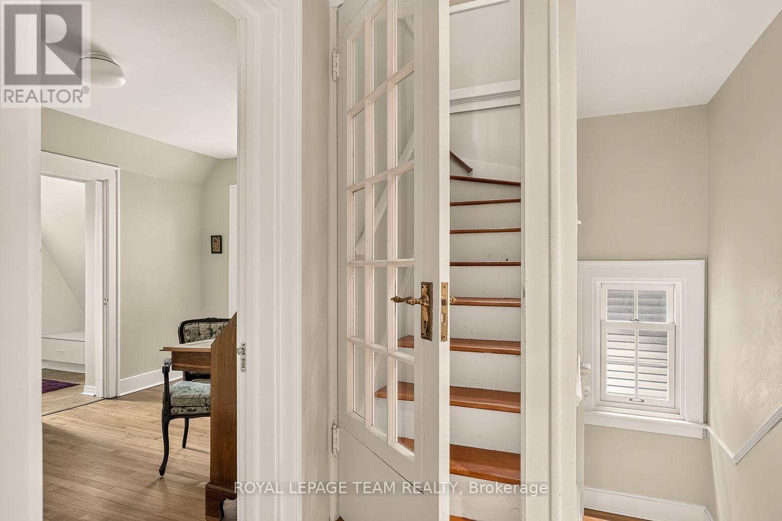 170 ACACIA AVENUE - 30