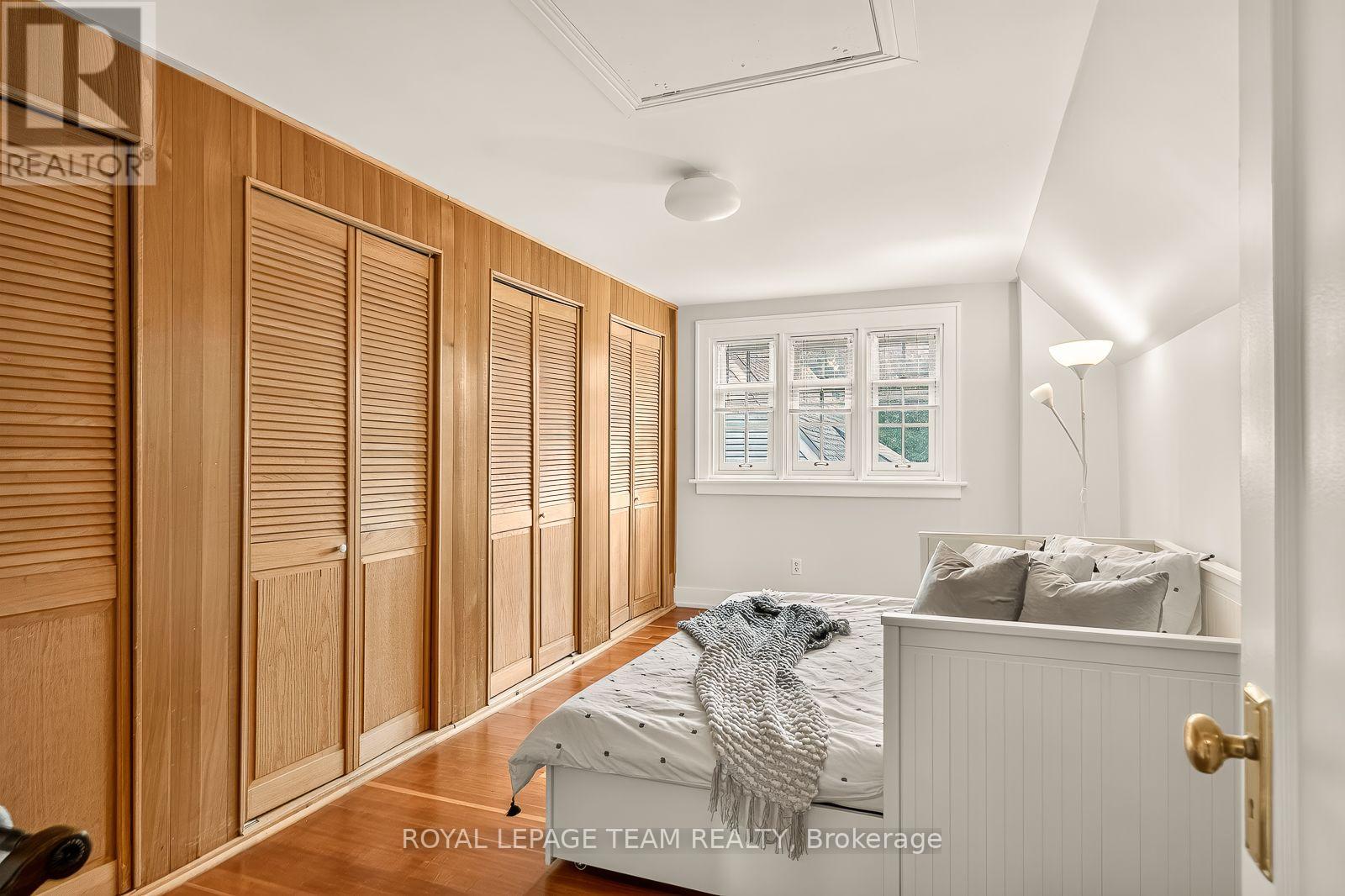170 ACACIA AVENUE - 33