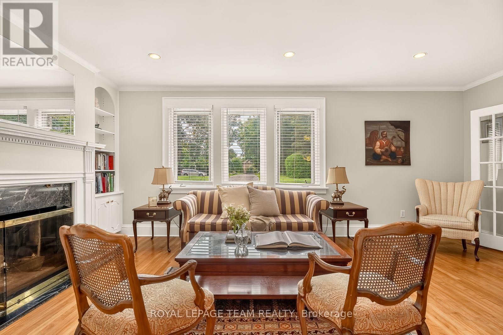 170 ACACIA AVENUE - 4
