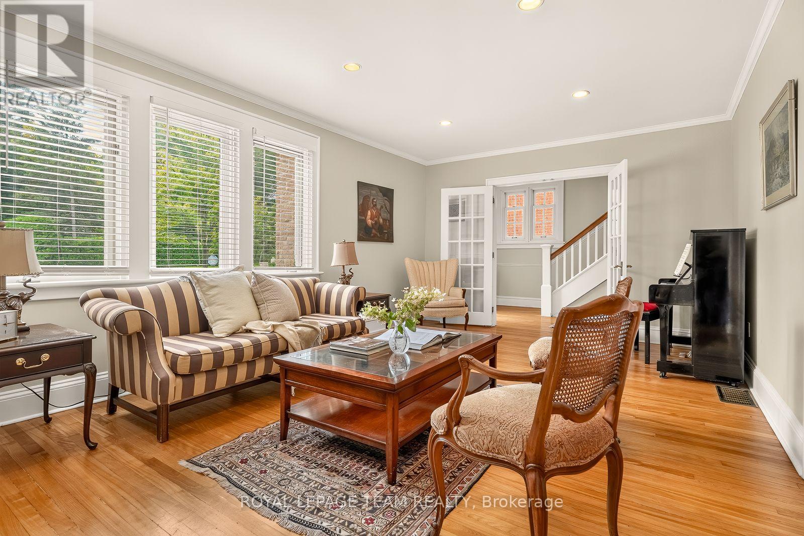 170 ACACIA AVENUE - 5