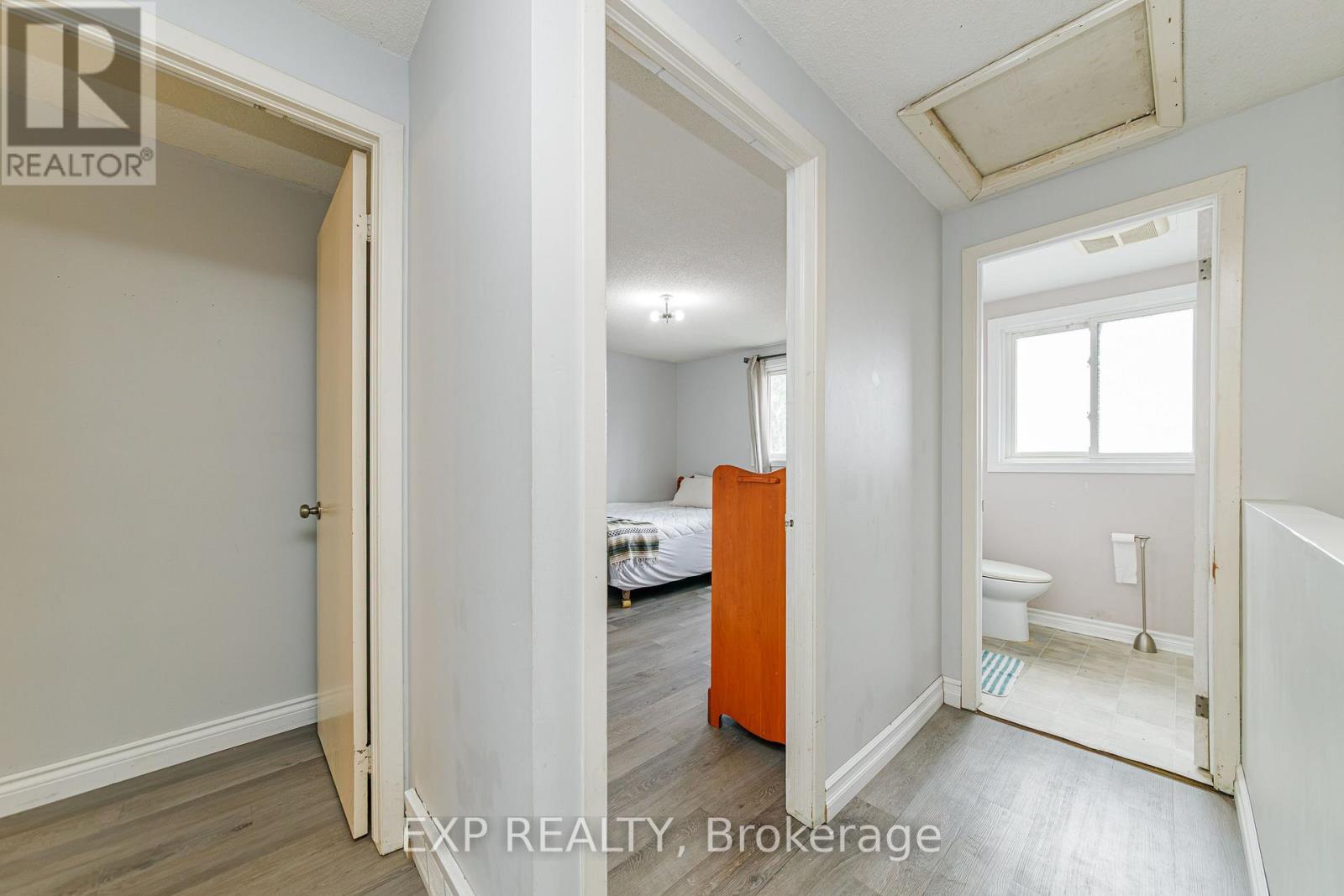 3 Bed, 2 Bath House for Sale in Ottawa – L – 1480 HEATHERINGTON ROAD, Ottawa – MLS# X13768332 - Image 11