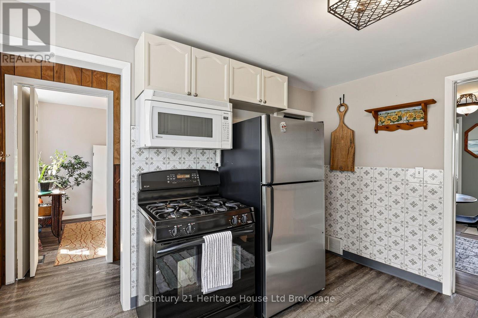 138 MAIN STREET - 16