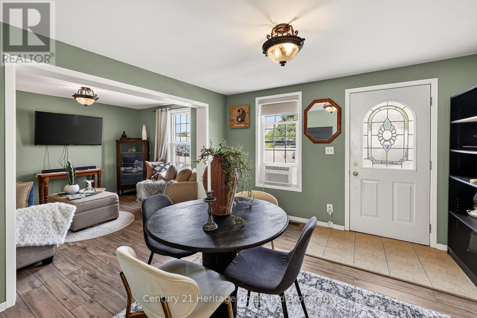138 MAIN STREET - 5