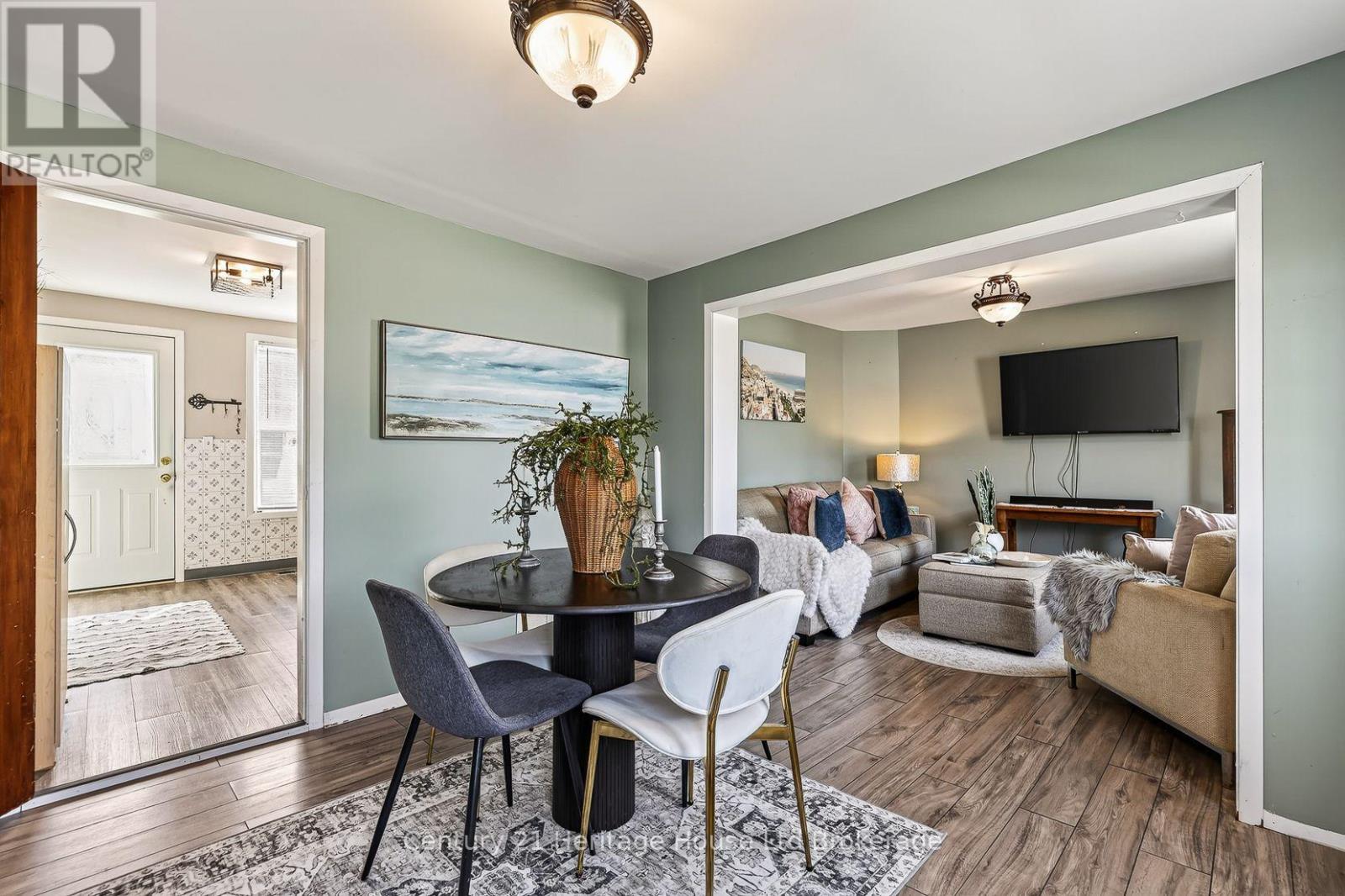 138 MAIN STREET - 7