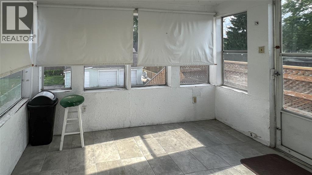 437 BRIGHT STREET - 12