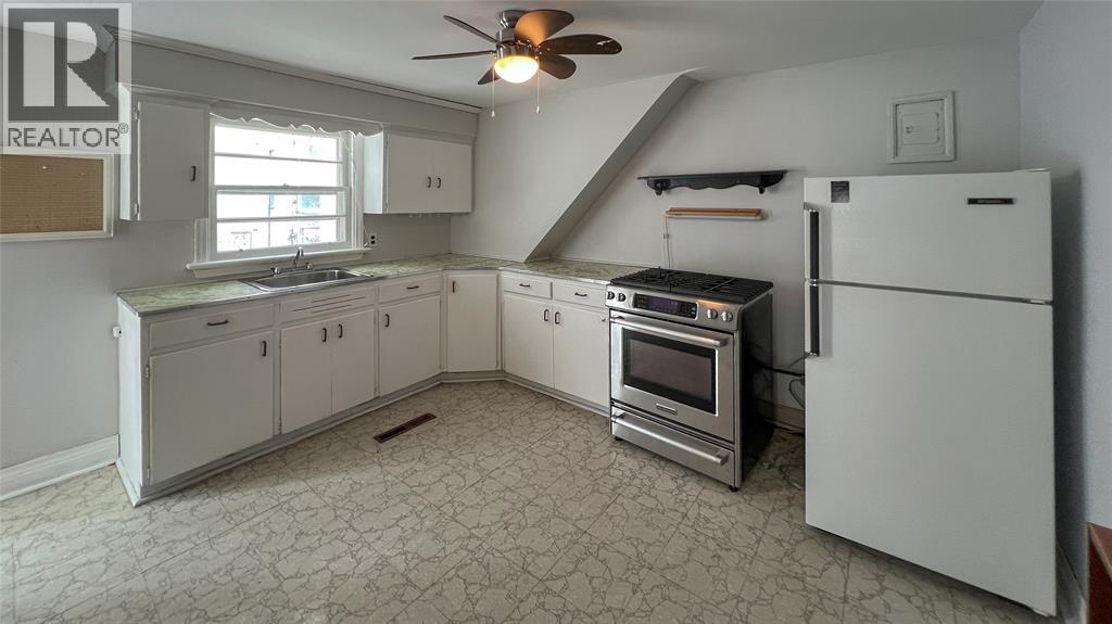 437 BRIGHT STREET - 13