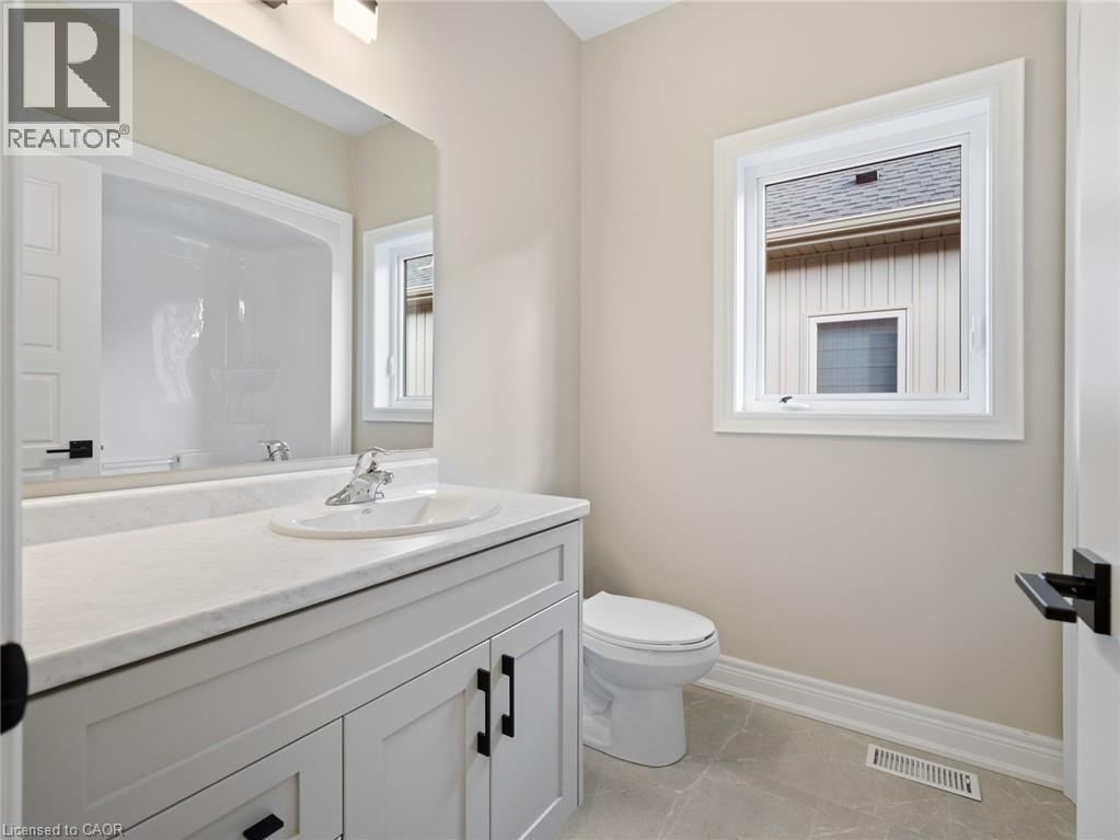 26 AUSTIN Drive, Welland — photo 6
