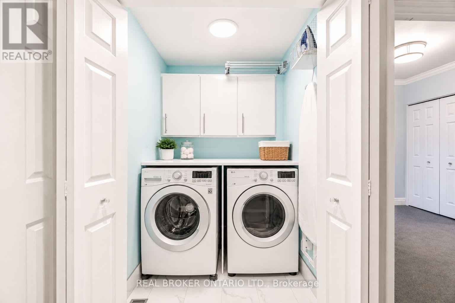 417 DALY AVENUE - Image 34