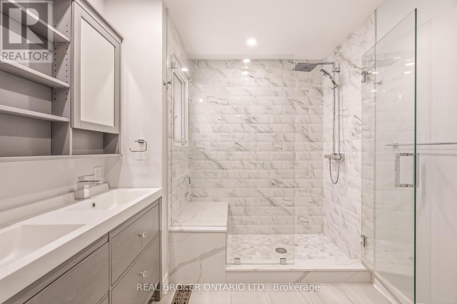 417 DALY AVENUE - Image 45