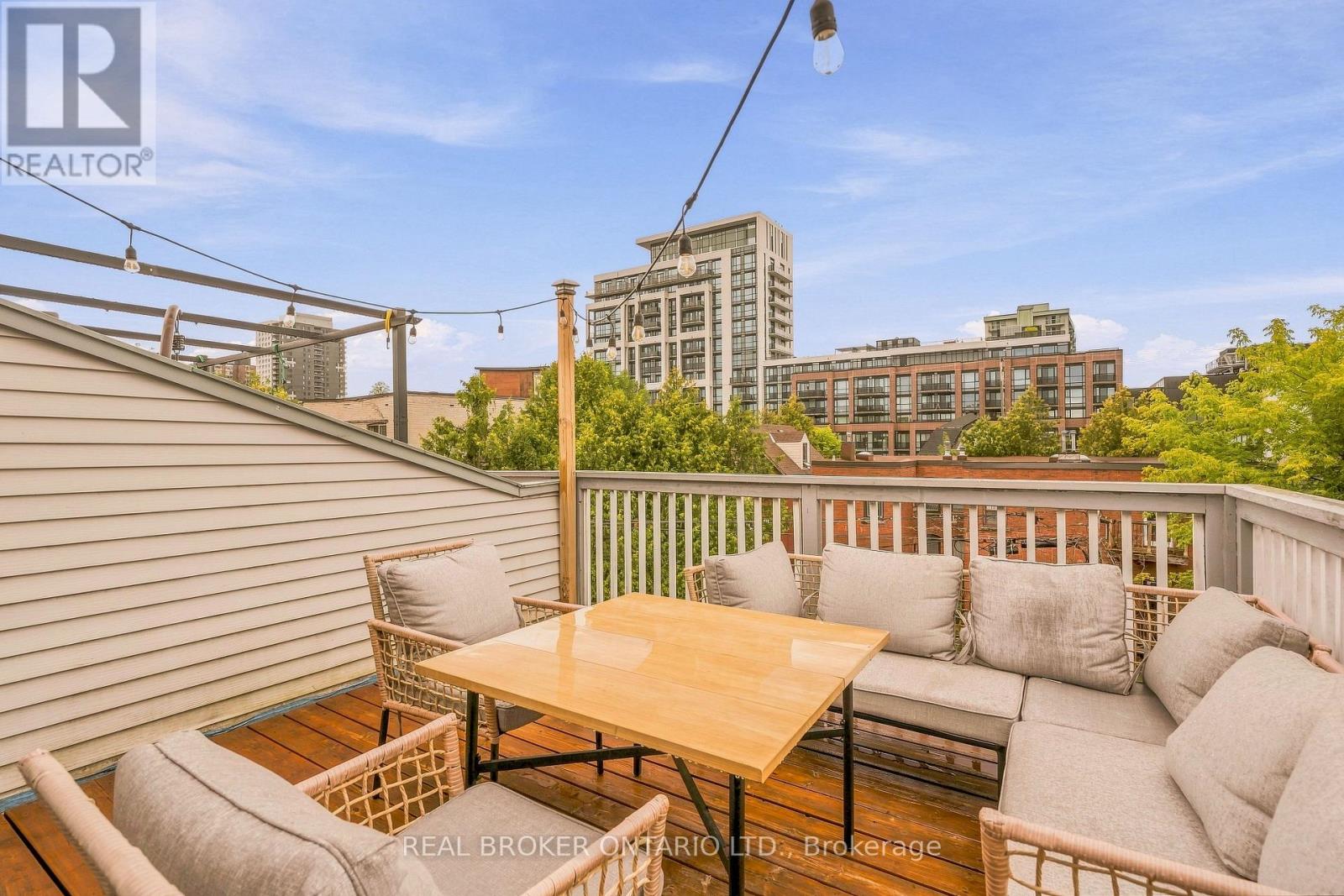 417 DALY AVENUE - Image 43