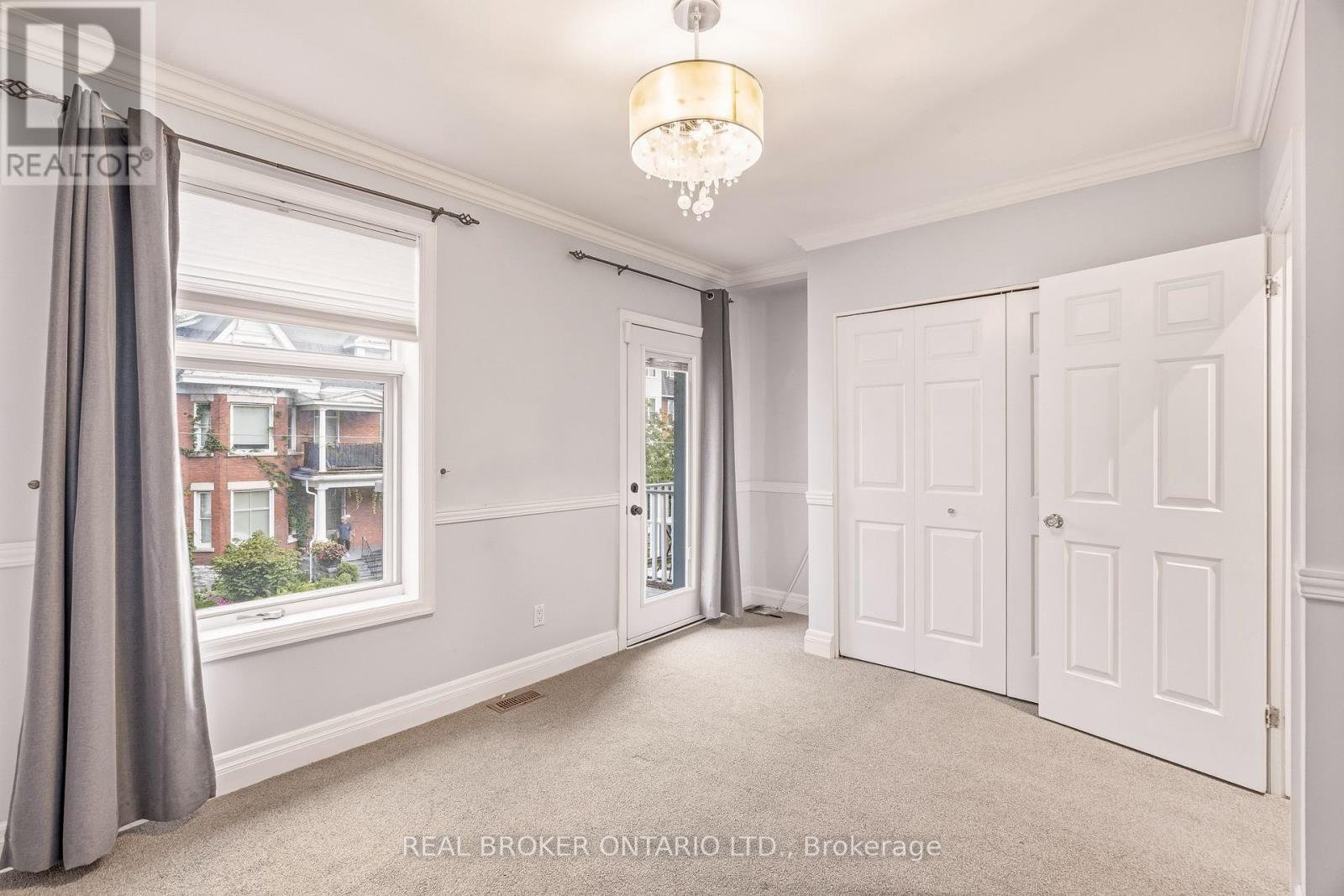 417 DALY AVENUE - Image 32