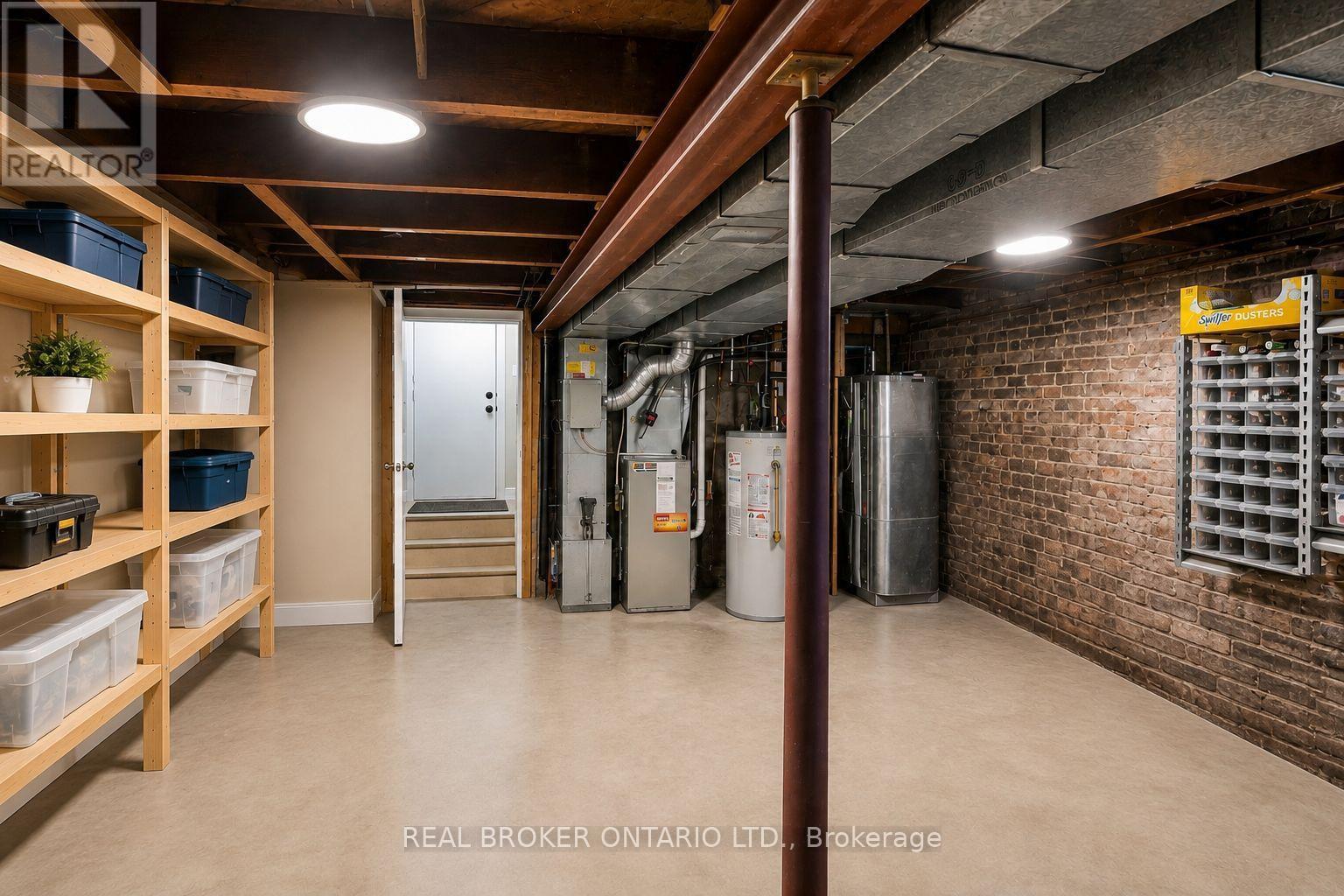 417 DALY AVENUE - Image 47